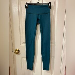 LULULEMON Wunder Under Leggings Pant Forage Teal
Green - Size 2
